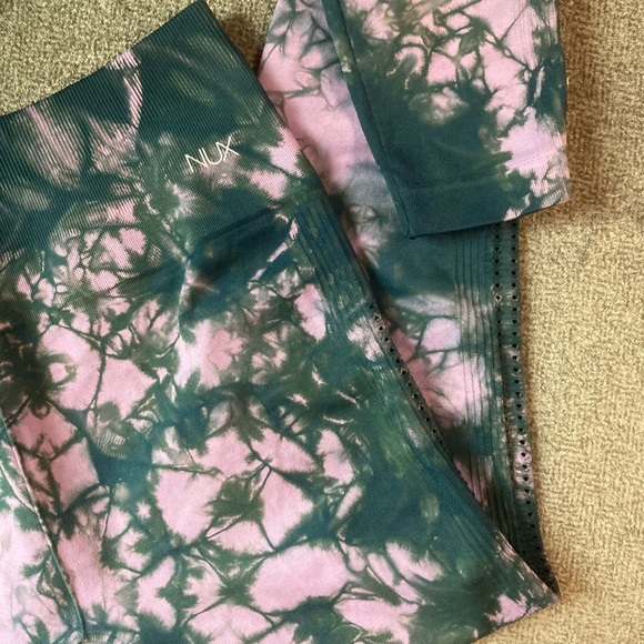 NUX Seamless Tie Dye Yoga Legging - Picture 4 of 9